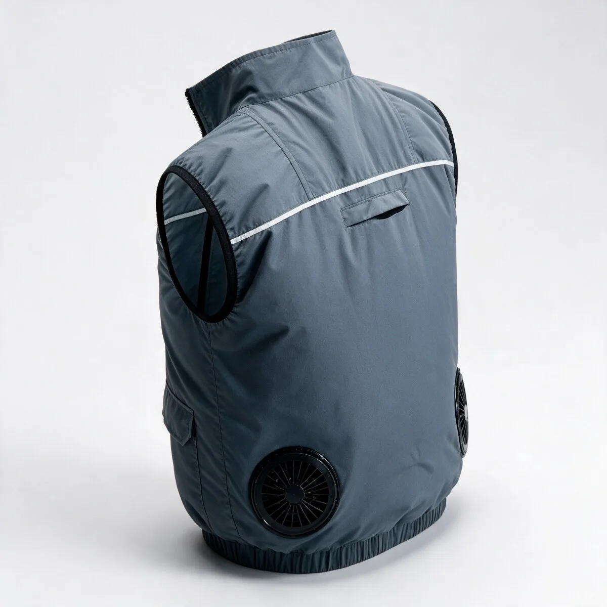 Colete com Ventilador Japonês – Ar Fresco por Dentro da Roupa
